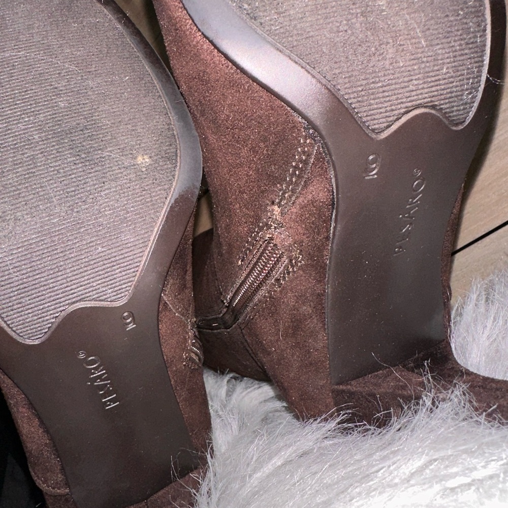 Pesaro Brown Heeled Boots with Heel - Picture 5 of 7